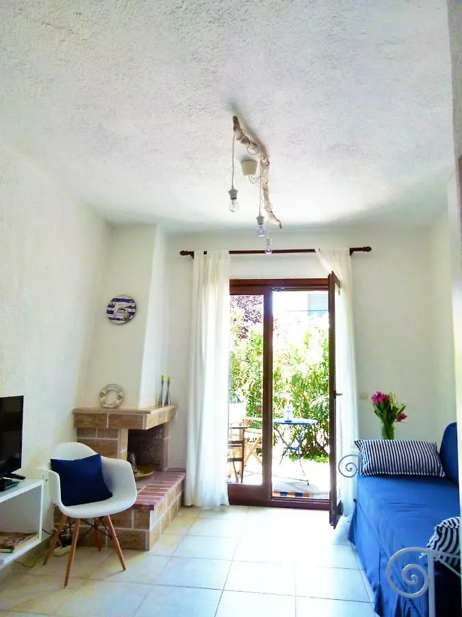 At Lena'S Villa Siviri