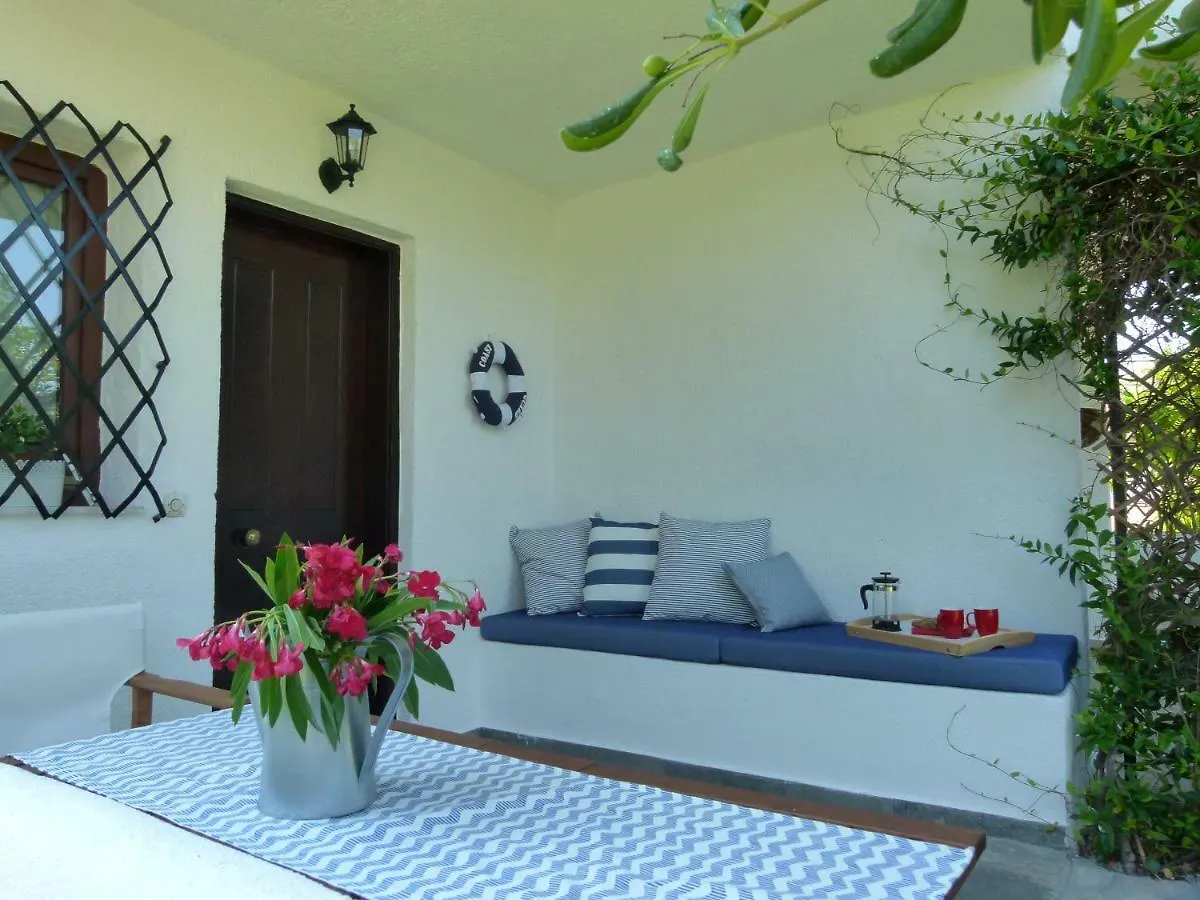 At Lena'S Villa Siviri 0*,